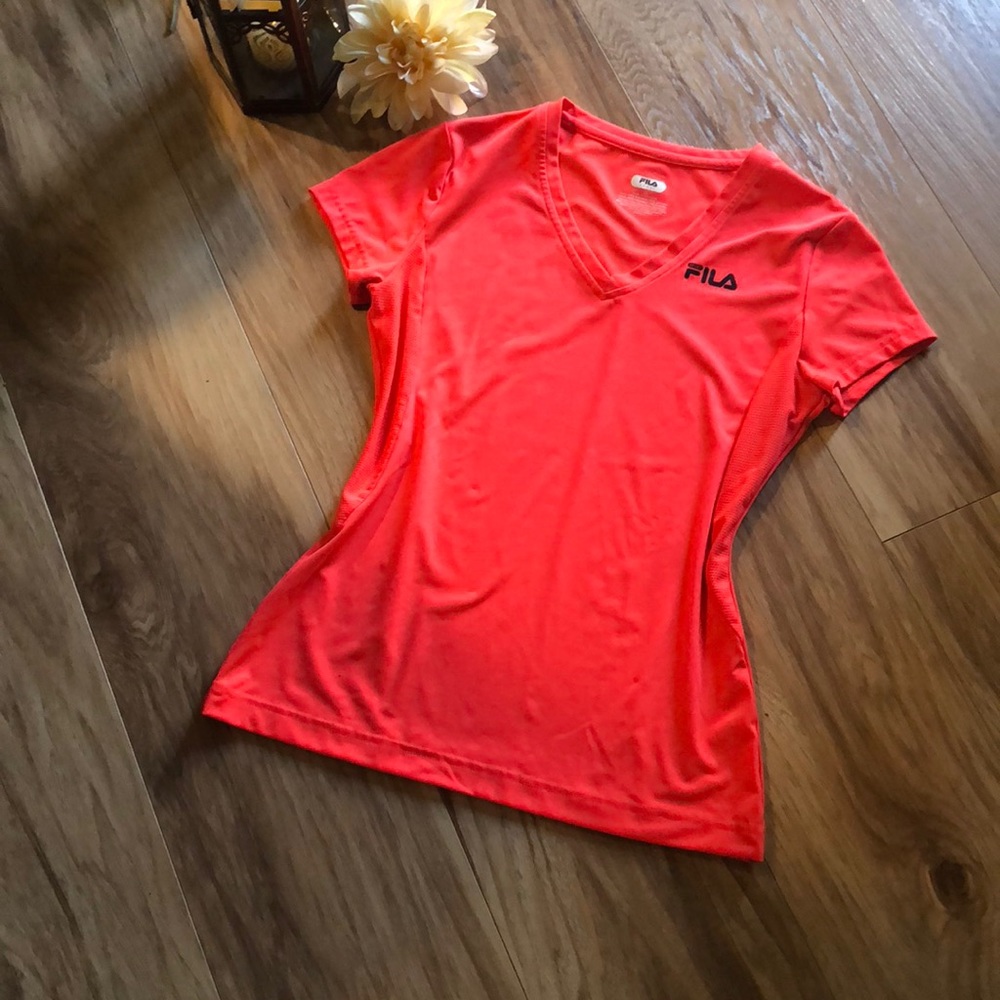 Vibrant sport top 🍁NWOT